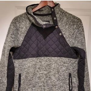 Abercrombie & Fitch asymmetrical snap up fleece